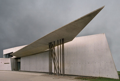 Пожарная станция Vitra в Вайле-на-Рейне (Германия), 1993 Пожарная станция Vitra в Вайле-на-Рейне (Германия), 1993