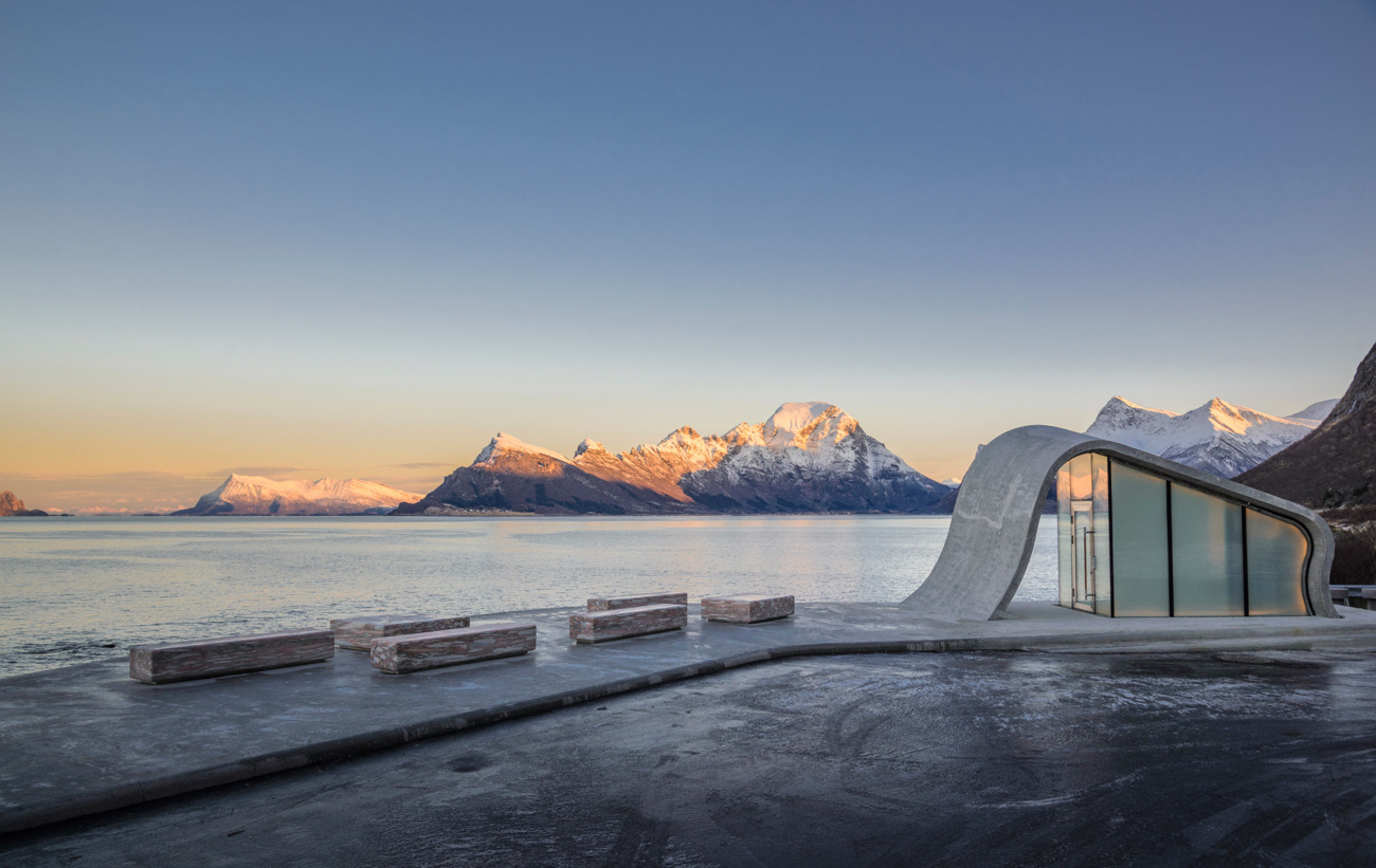 Haugen/Zohar Arkitekter (Норвегия). Туалет-волна