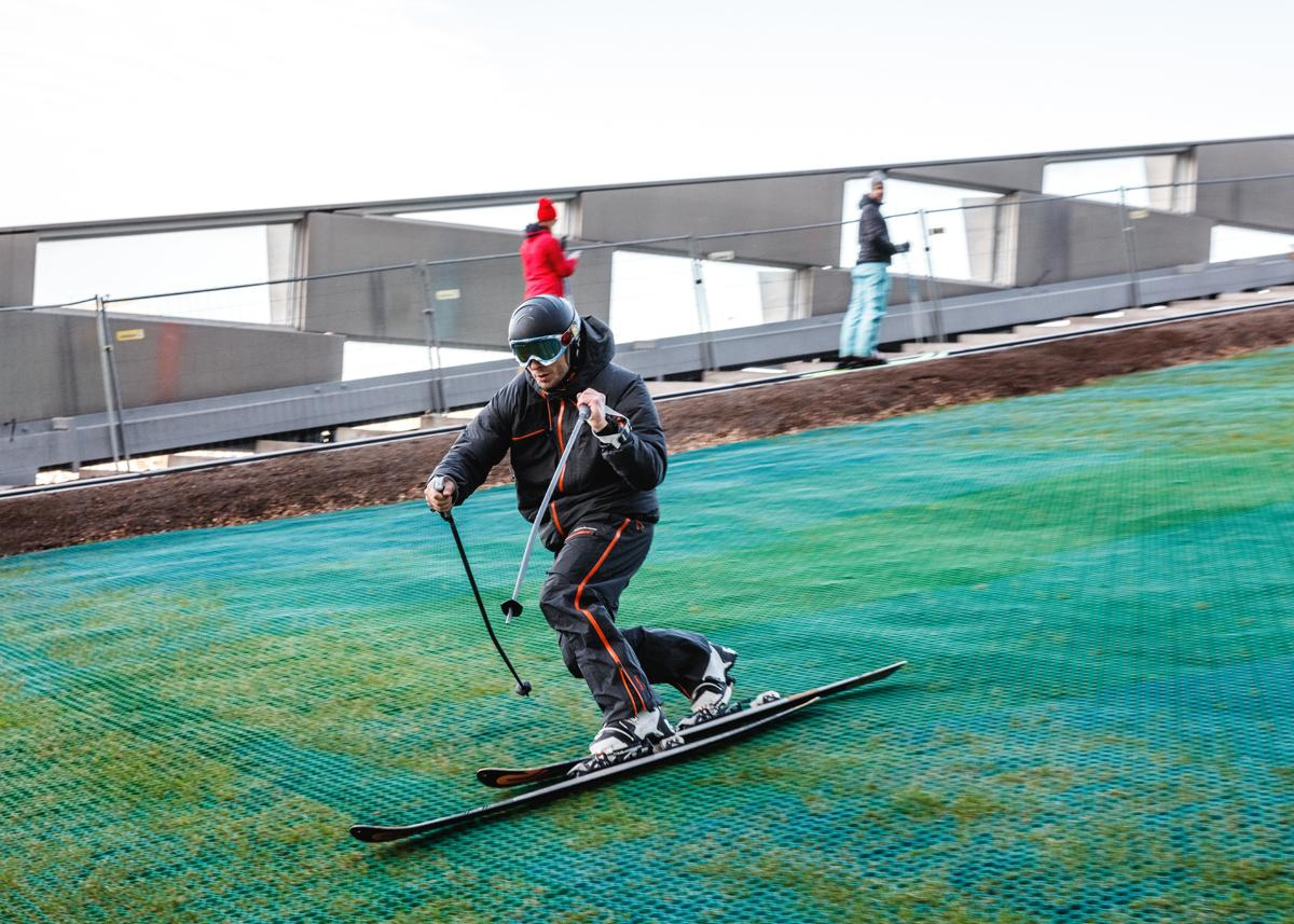 BIG (Дания). Лыжный курорт на крыше завода