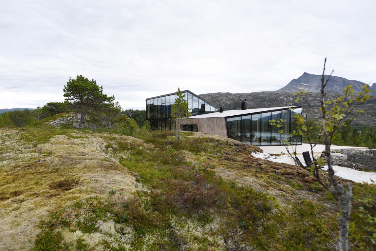 Как вам? Stinessen Arkitektur (Норвегия). Дом с видом на фьорд