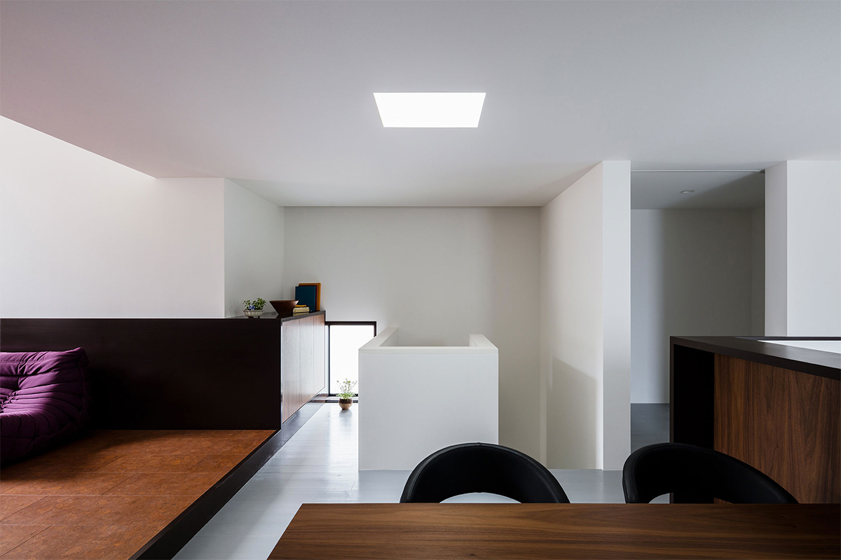 FORM / Kouichi Kimura Architects (Япония). Узкий дом
